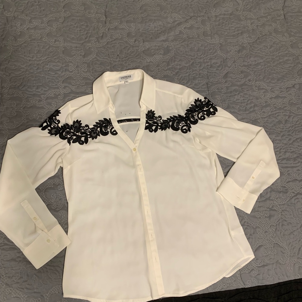 Express portofino with black lace detail on front and back size L slim fit